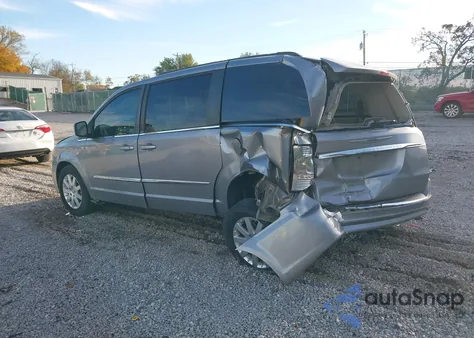 2013 Chrysler Town & Country Touring z USA, uszkodzony, nr VIN 2C4RC1BG1DR736696